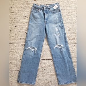 Levis Premium Ribcage Straight (split hem)